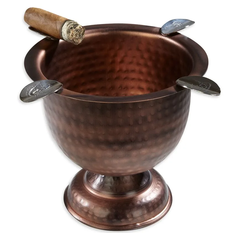Stinky 4-Finger Ashtray - Hammered Copper Copper - Hammered